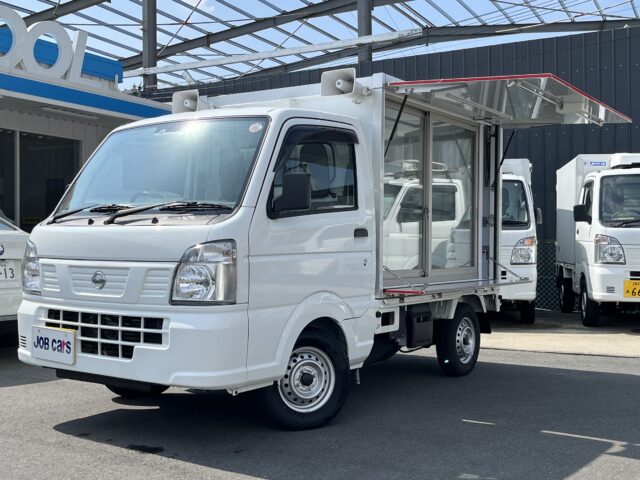 [C_5y8673] ニッサン　NT100クリッパー　移動販売車　当社オリジナル移動販売車　届出済未使用車　ＡＴ