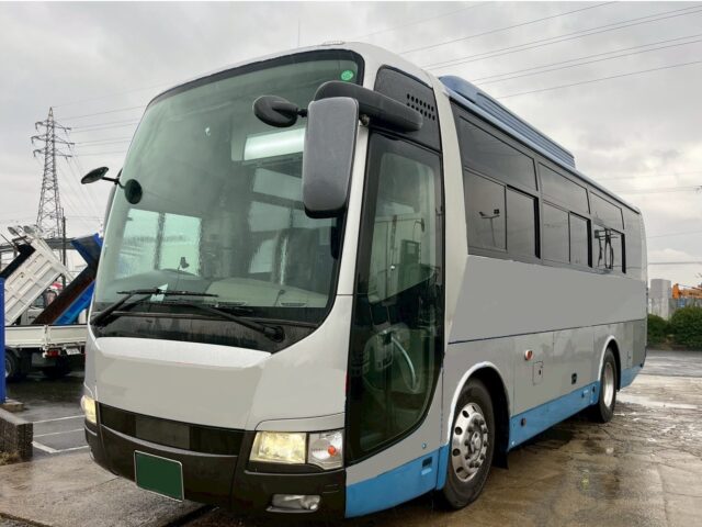 [N_23y2017] 三菱ふそう　エアロエース　MM96HF　中型貸切　後席サロン付　29人乗り　走行57万ｋｍ