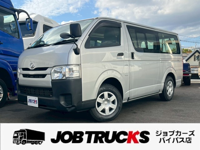 [B_30y2686] トヨタ　ハイエース　4ドアバン　2.8ディーゼルT　DXロング　4WD