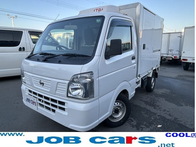 [C_2y0536]ニッサン　ＮＴ１００クリッパートラック