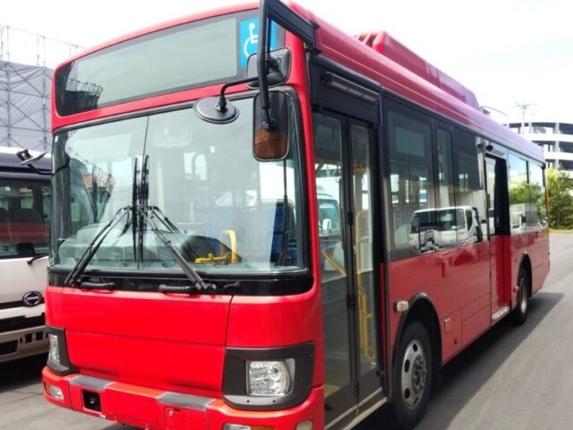 日野　ブルーリボン　中型路線バス　ノンステップ　SKG-KR290J2